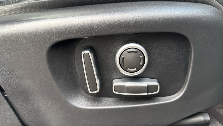 Land Rover Discovery Sport 2.0 D165 SE 5dr Auto Diesel Station Wagon